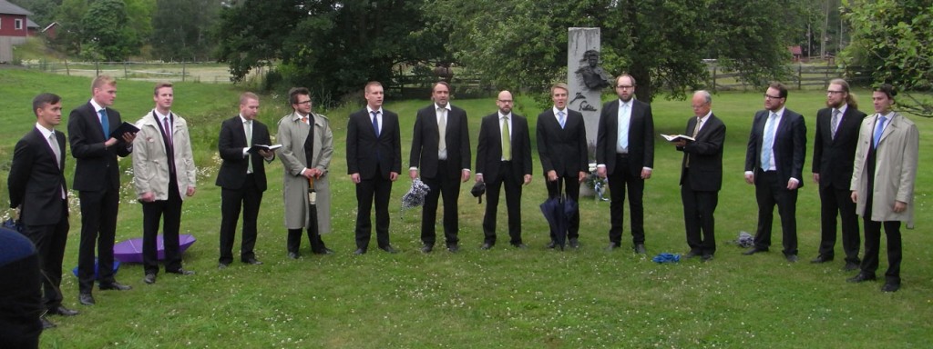 Sibelius in the rain in Korpo (photo: © Geoff Hayes)