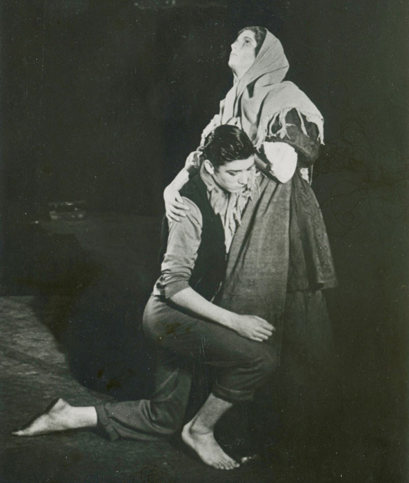 Jane Shore and David Blair in ‘Sea Change’. Postcard; photo by O’Callaghan